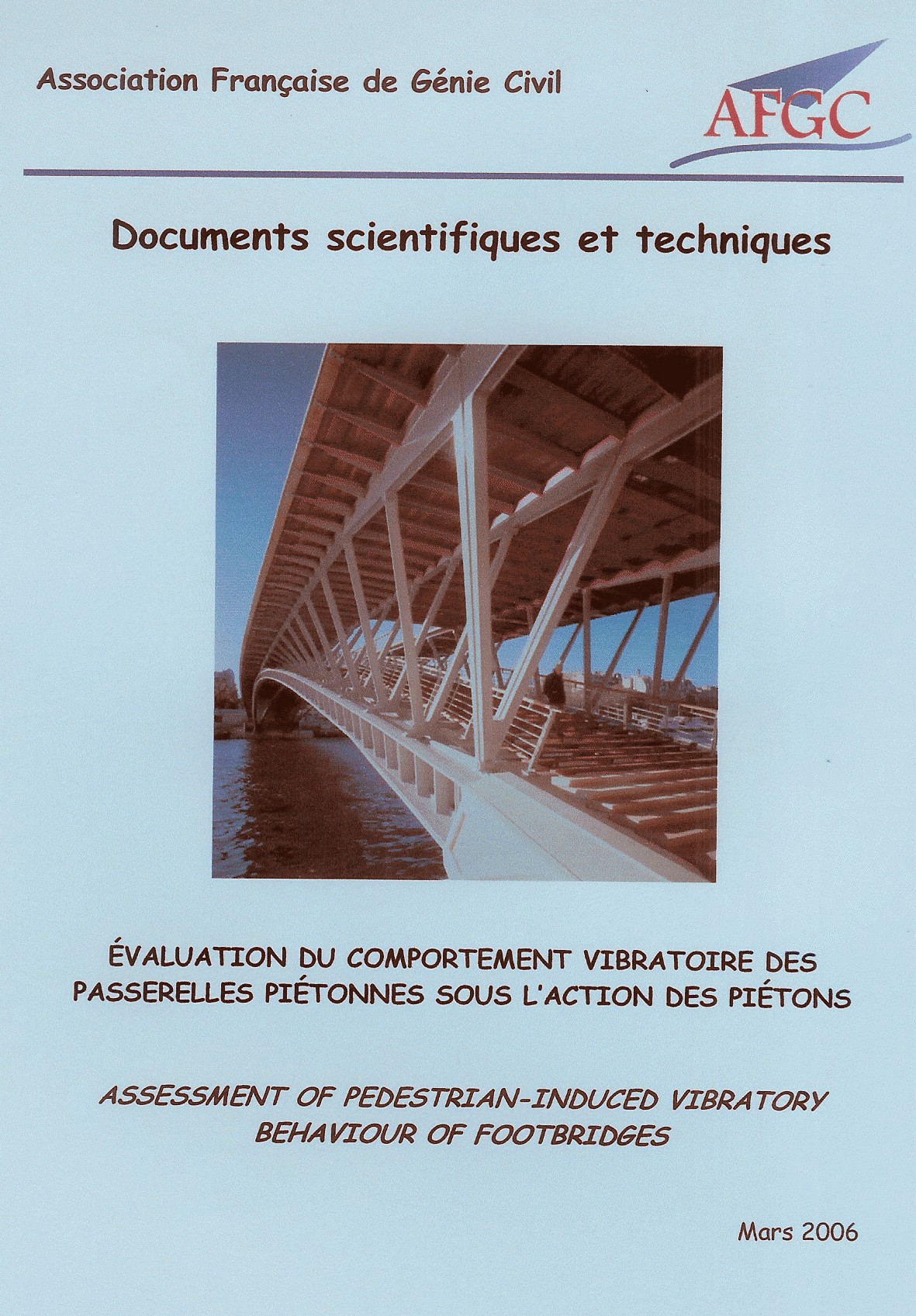 Evaluation du comportement vibratoire des passerelles piétonnes sous l’action des piétons